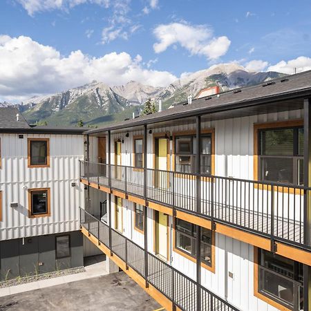 Basecamp Suites Кенмор Екстер'єр фото